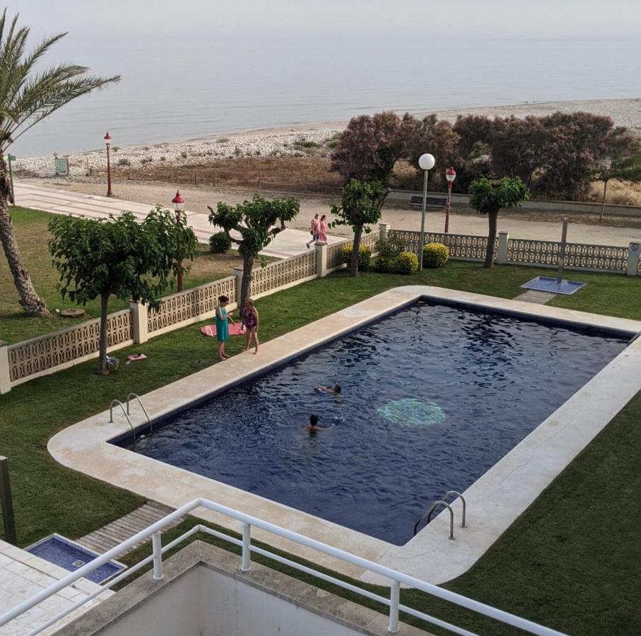 Apartment Foix Cubelles Dış mekan fotoğraf